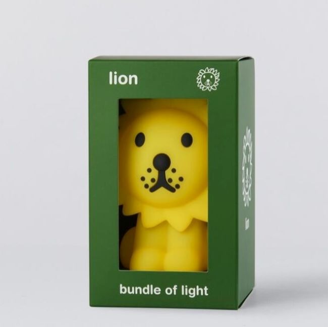 lion - bundle of light